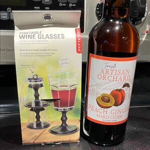 Kikkerland Black Portable Wine Glasses